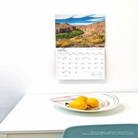 Kancelarijski kvadratni zidni kalendar kompanije BrownTrout