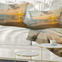 Designart stilski Blur Sunset iznad jastuka za bacanje mora - obale mora-18x18